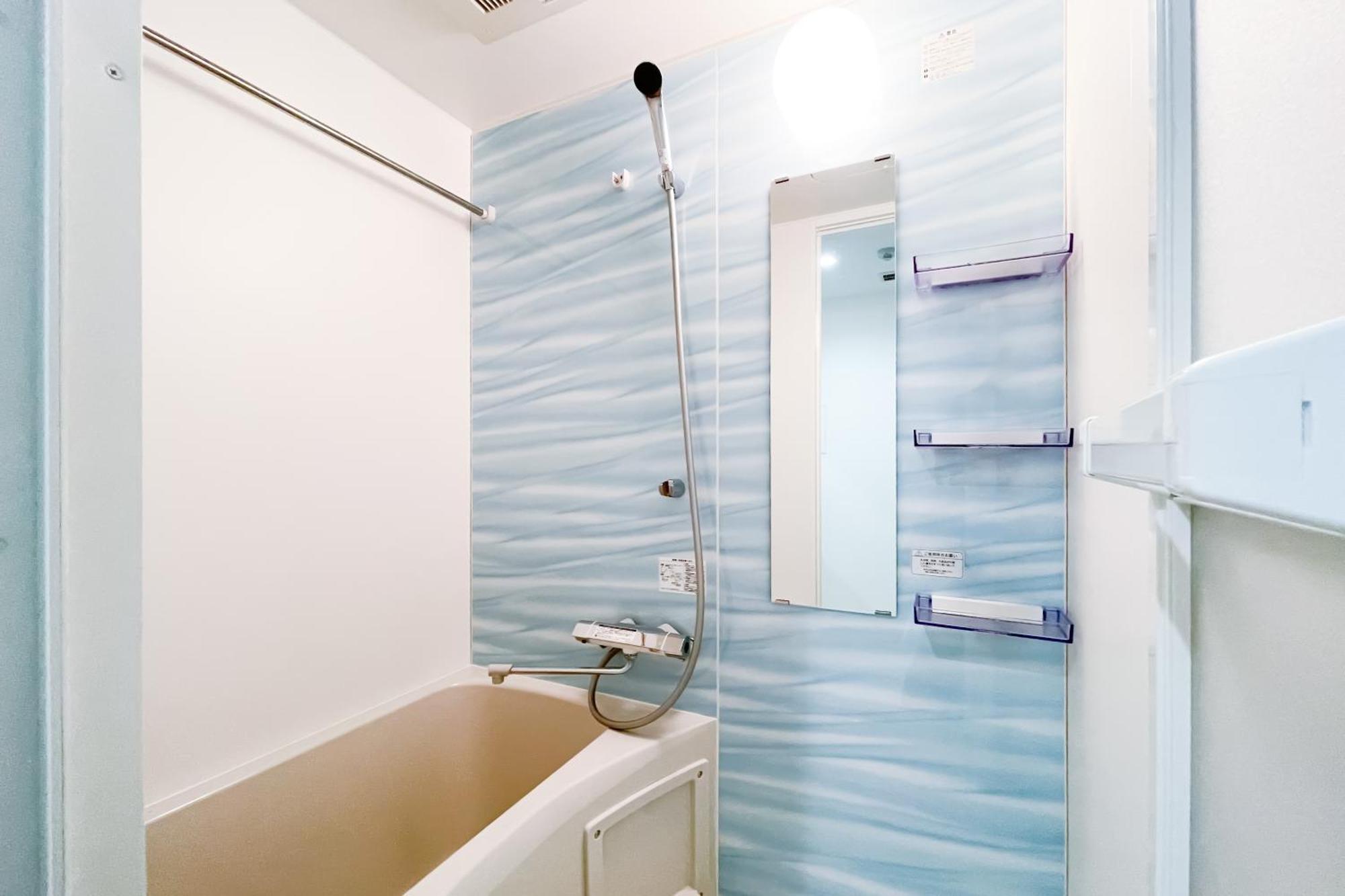 Ferienwohnung Blue Shimanouchi Ōsaka Exterior foto